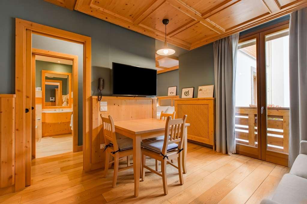 Radisson Residences Savoia Palace Кортіна-д'Ампеццо Номер фото